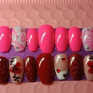 Press on nails